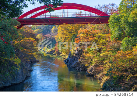 高津戸峡 高津戸渓谷 高津戸橋 紅葉はじめ 秋の風景 高津戸峡 高津戸渓谷 高津戸橋 紅葉はじめ 秋の風景 84268314