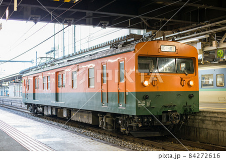 クモヤ143-52 国鉄143系電車 松本駅 84272616