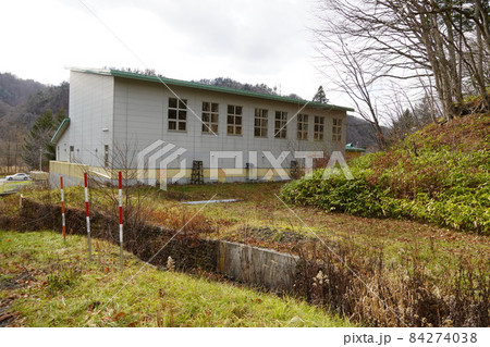 夕張市立滝ノ上小学校（廃校） 84274038