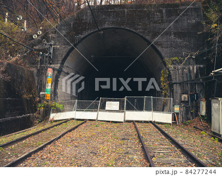 晩秋の廃線跡 信越線の碓氷峠 熊ノ平駅跡 11月 晩秋の廃線跡 信越線の碓氷峠 熊ノ平駅跡 11月 84277244