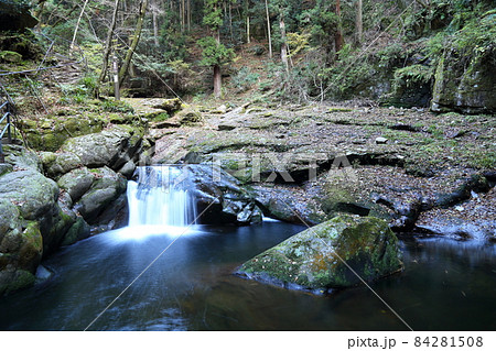 赤目四十八滝  ／ 陰陽滝 【三重県名張市】 84281508