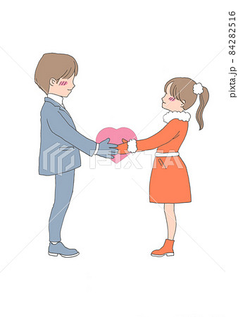ハートのプレゼントを渡す男の子と女の子 ハートのプレゼントを渡す男の子と女の子 84282516