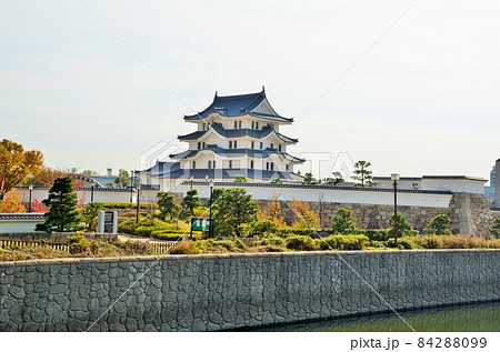 尼崎城 天守閣と庄下川 84288099