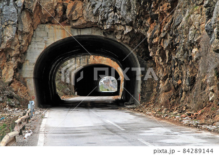 Tunnel Tunnel 84289144