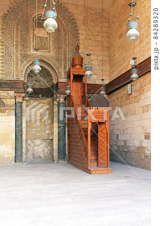 Wooden Minbar 84289320
