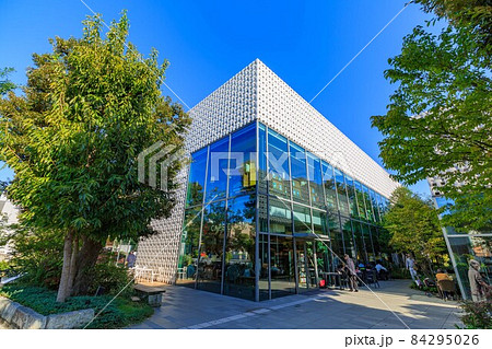 東京　渋谷区の都市風景　代官山T-SITE 84295026