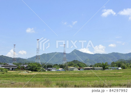 海上自衛隊舞鶴システム通信隊送信所の鉄塔の見える風景 海上自衛隊舞鶴システム通信隊送信所の鉄塔の見える風景 84297992
