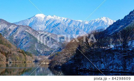 木曽町から望む中央アルプス・木曽駒ケ岳 木曽町から望む中央アルプス・木曽駒ケ岳 84298609