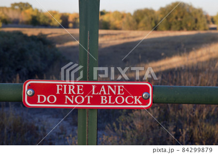 fire lane - do not block fire lane - do not block 84299879
