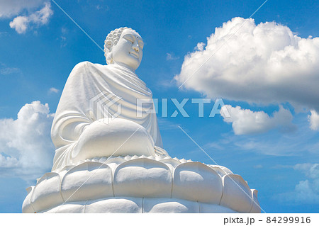Big Buddha in Nha Trang, Vietnam Big Buddha in Nha Trang, Vietnam 84299916