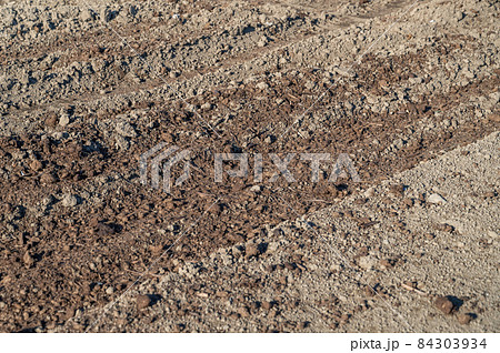 畑の土作り 畑の土作り 84303934