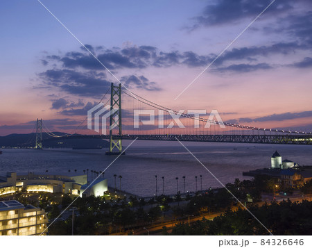 兵庫県 【明石海峡大橋】夕方 Akashi Kaikyo Bridge, Hyogo, Japan 兵庫県 【明石海峡大橋】夕方 Akashi Kaikyo Bridge, Hyogo, Japan 84326646
