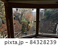 秋の六甲山の六甲ケーブルからの眺め 84328239