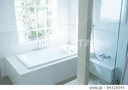 バスルーム 84328545