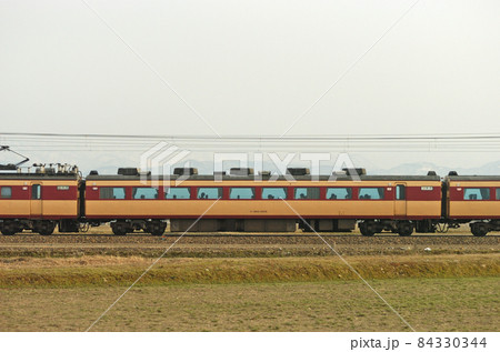 北陸本線 美川ー加賀笠間 JR西日本 485系 A01編成(京都) ⑤ モハ485-1004 海側 北陸本線 美川ー加賀笠間 JR西日本 485系 A01編成(京都) ⑤ モハ485-1004 海側 84330344