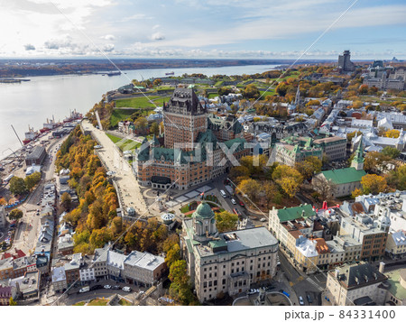 Aerial view of Quebec City Old Town in the fall season sunny day. 84331400