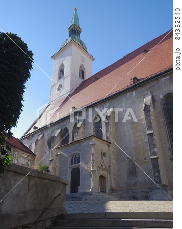 スロヴァキア　首都ブラチスラヴァ　旧市街6 84332540