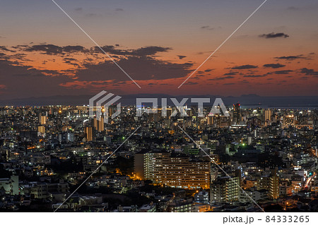 那覇の夕景 84333265