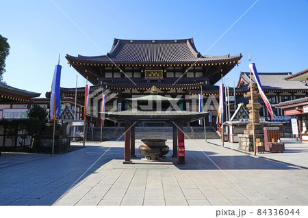 川崎大師の大本堂 84336044