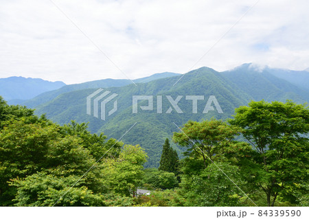 2021年　埼玉県三峯神社から三峰口駅までの風景 84339590