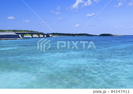 米崎ビーチ 野甫大橋 伊平屋島 米崎ビーチ 野甫大橋 伊平屋島 84347411