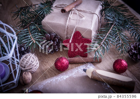 Christmas gift,cinnamon sticks and Christmas decoration Christmas gift,cinnamon sticks and Christmas decoration 84355596
