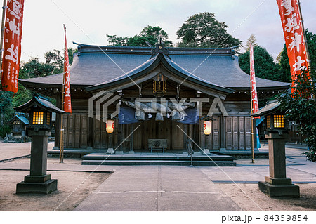 夕方の八重垣神社(フィルム調) 夕方の八重垣神社(フィルム調) 84359854