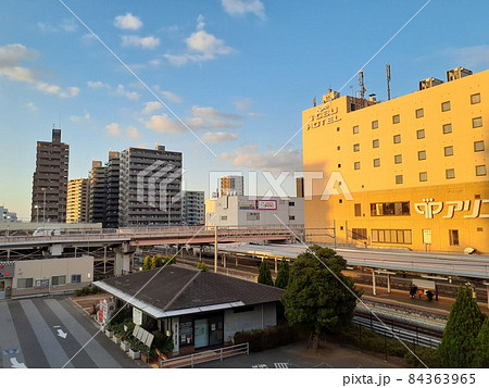 上尾駅西口　夕暮れ 84363965