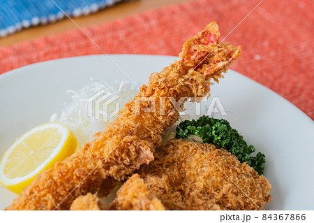 エビフライ ミックスフライ イメージ クローズアップ素材 84367866