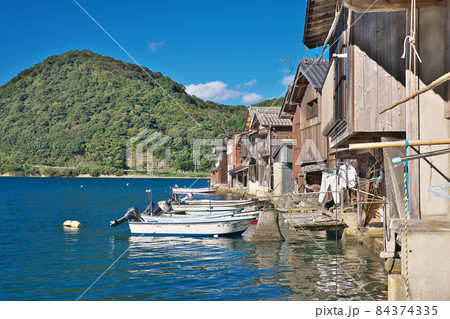 【伊根の舟屋】 京都府与謝郡伊根町字亀島 84374335