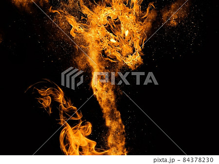 火の竜のイラスト 84378230