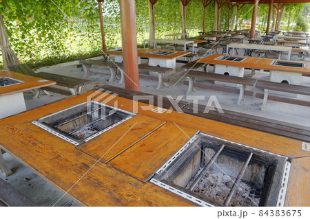 バーベキュー場 84383675