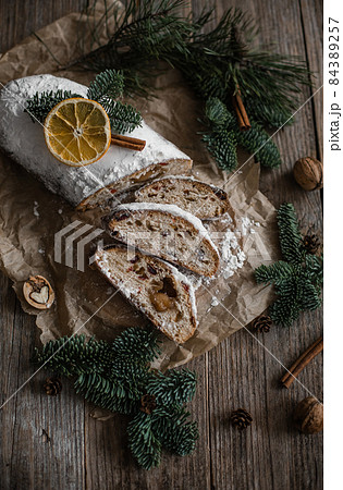 stollen cut ornaments christmas tree garlands bokeh stollen cut ornaments christmas tree garlands bokeh 84389257