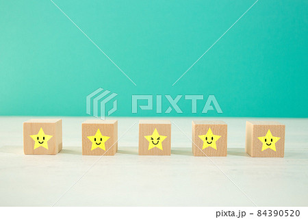 星による顧客満足度などの5段階評価 星による顧客満足度などの5段階評価 84390520