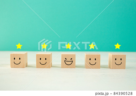 顧客満足度を知るための星による5段階評価	 84390528