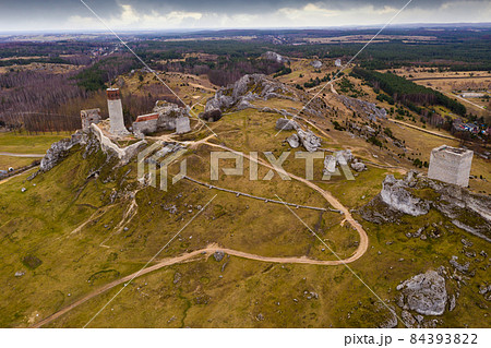Panoramic view from above on the medieval castle Olsztyn. Poland Panoramic view from above on the medieval castle Olsztyn. Poland 84393822