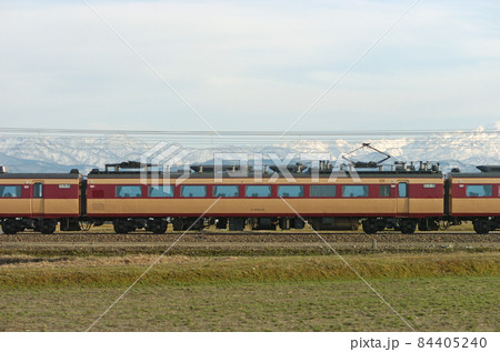 北陸本線 美川ー加賀笠間 JR西日本 485系 A08編成(京都) ⑥ モハ484-80 海側 北陸本線 美川ー加賀笠間 JR西日本 485系 A08編成(京都) ⑥ モハ484-80 海側 84405240