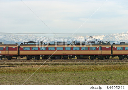 北陸本線 美川ー加賀笠間 JR西日本 485系 A08編成(京都) ⑧ モハ484-314 海側 北陸本線 美川ー加賀笠間 JR西日本 485系 A08編成(京都) ⑧ モハ484-314 海側 84405241