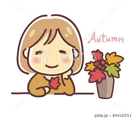 もみじの花瓶を見つめる女性 秋の花 のイラストのイラスト素材