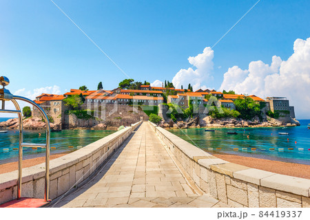 Road to Sveti Stefan 84419337