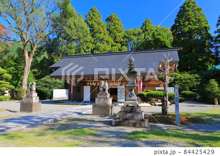 【愛媛県】晴天下の大洲神社 84425429