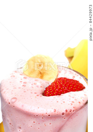 banana strawberry milk smoothie 84429973