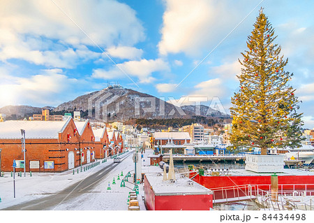 Cityscape of the historic red brick warehouses at twilight in Hakodate Hokkaido Japan in winter Cityscape of the historic red brick warehouses at twilight in Hakodate Hokkaido Japan in winter 84434498