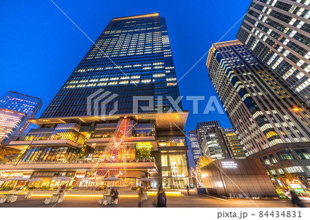 日本の東京都市景観 大手町に新名所。先陣を切って姿を現した超高層ビル・常盤橋タワー 84434831