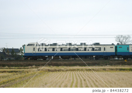 北陸本線　石動ー福岡　JR東日本　485系　R1編成（新潟）　⑨　クハ481-3034　海側 84438272