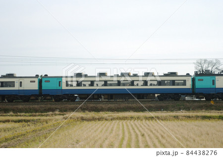 北陸本線 石動ー福岡 JR東日本 485系 R1編成(新潟) ⑧ モハ485-3040 海側 北陸本線 石動ー福岡 JR東日本 485系 R1編成(新潟) ⑧ モハ485-3040 海側 84438276