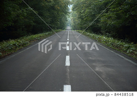直線道路 直線道路 84438518