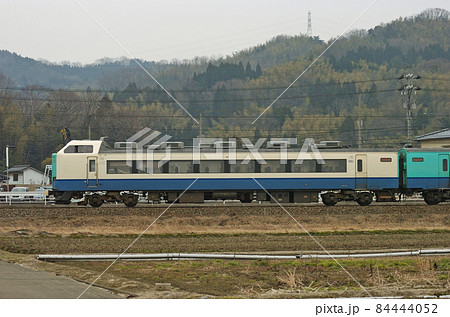北陸本線 森本ー津幡 JR東日本 485系 R22編成(新潟) ⑥ クハ481-3348 海側 北陸本線 森本ー津幡 JR東日本 485系 R22編成(新潟) ⑥ クハ481-3348 海側 84444052