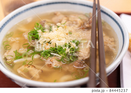 美味しそうなうどん 美味しそうなうどん 84445237