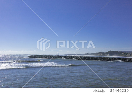 茨城県日立市　会瀬港の防波堤 84446239